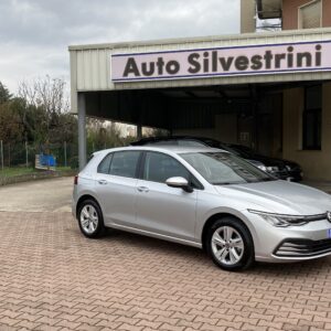 Volkswagen Golf 8 2.0 TDI  DSG Life